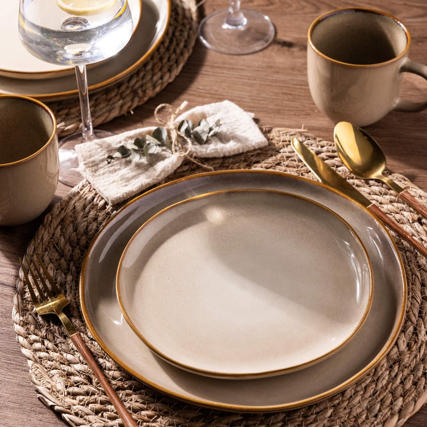 The Terra 097 Dinnerware sets